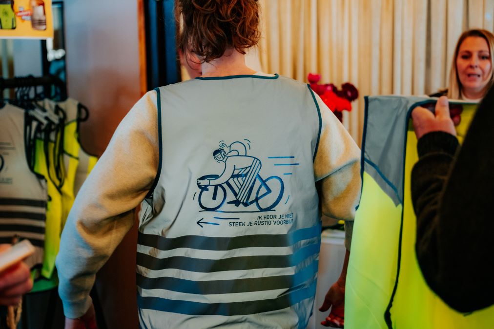 Flu-OOR-hesje: Maak Jezelf Zichtbaar & Steun De Warmste Week